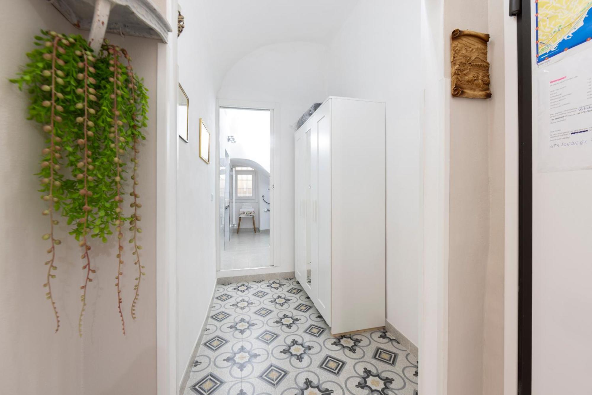 Menotti House Apartment